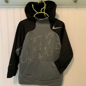 Boys NiKE hoodie